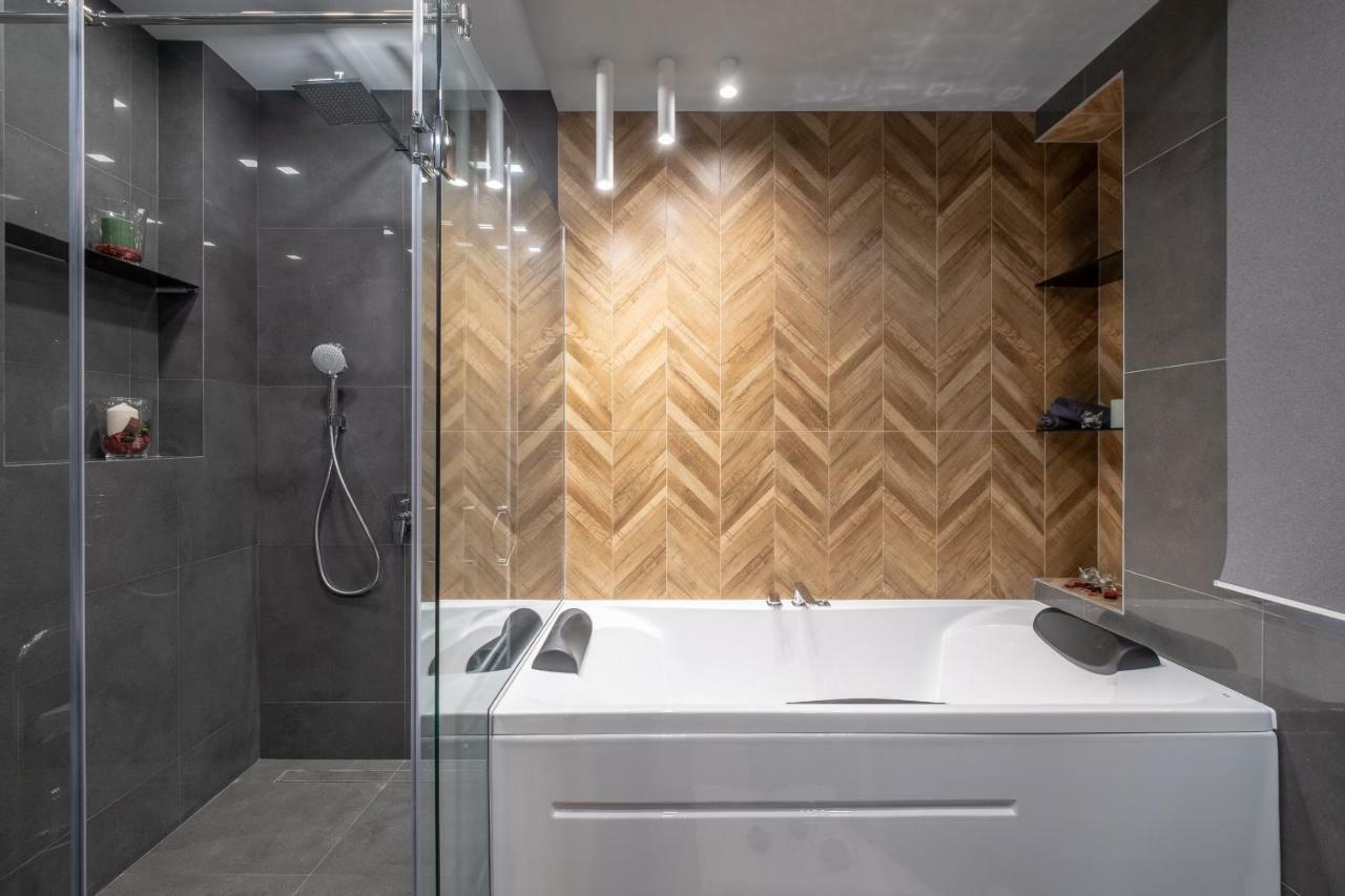 Dream - Designer Two Bedroom Two Bathroom On Hristo Botev Apartemen Sofia