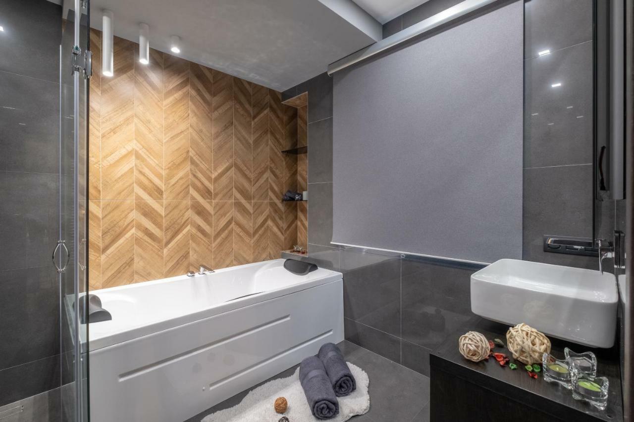 Dream - Designer Two Bedroom Two Bathroom On Hristo Botev * Sofia