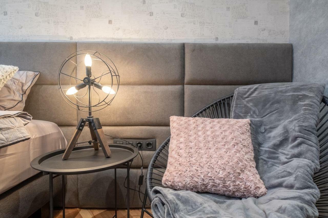 Dream - Designer Two Bedroom Two Bathroom On Hristo Botev Sofia